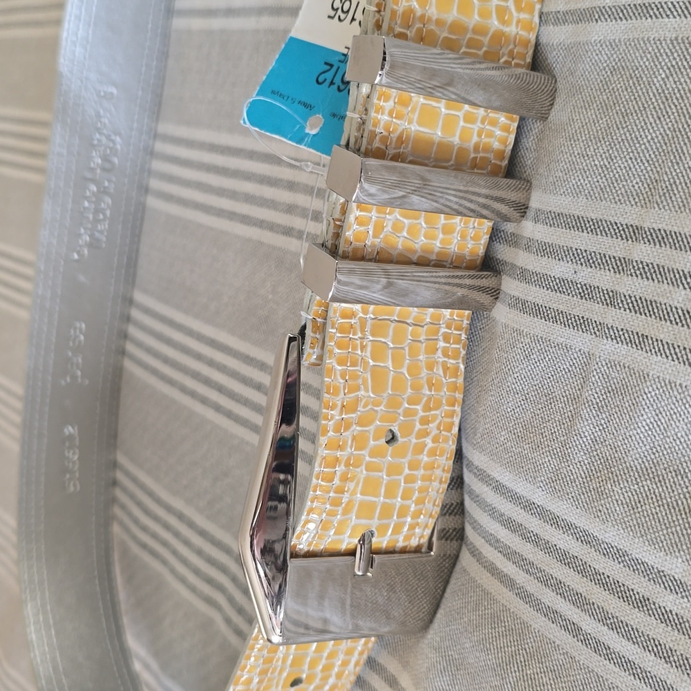 Per Se Yellow Crocodile Embossed Belt with Silver Buckle, 100% Leather NWT